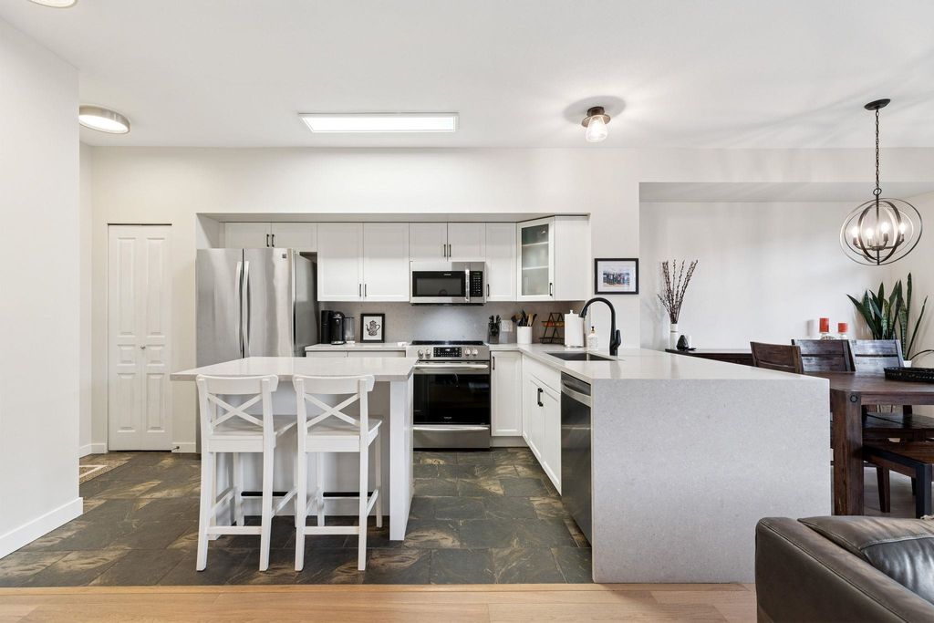 listing image 1106887707569938712