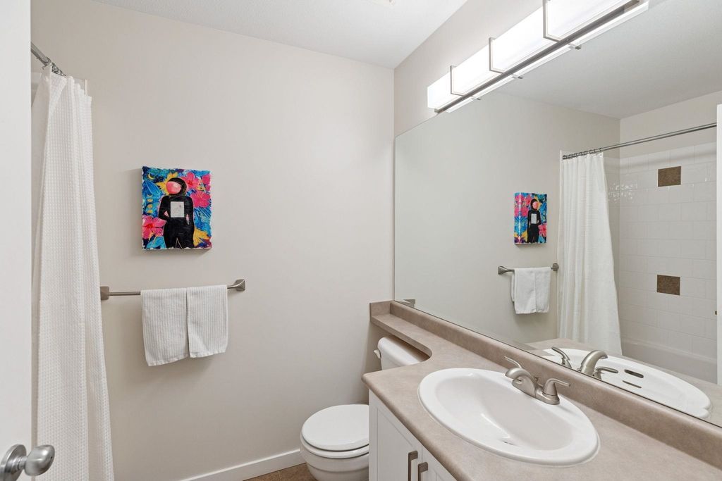 listing image 1102938767901887354