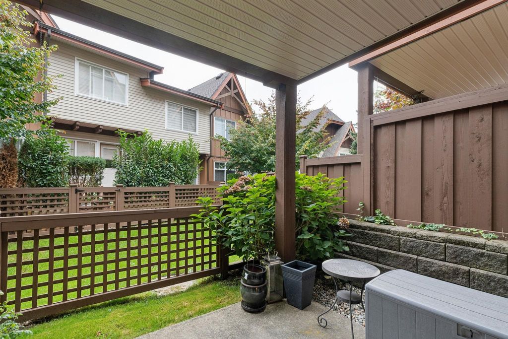 listing image 1106636534640776337