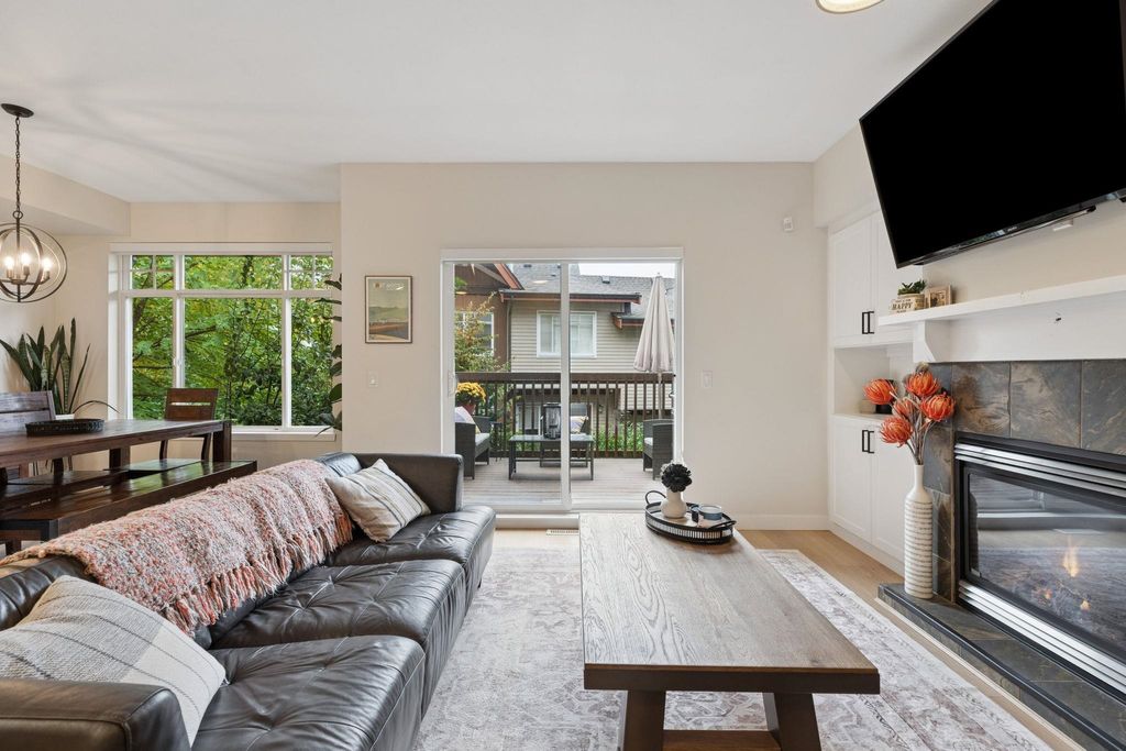 listing image 1106656307108227402