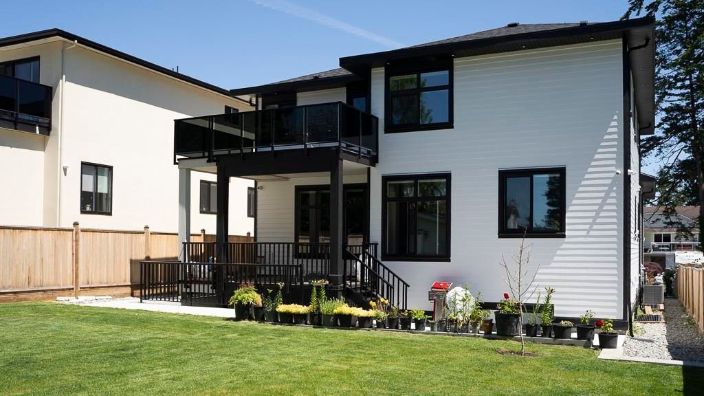 Photo of 937 160b Street, Surrey, BC V4A 9A7 (MLS # R3114444)