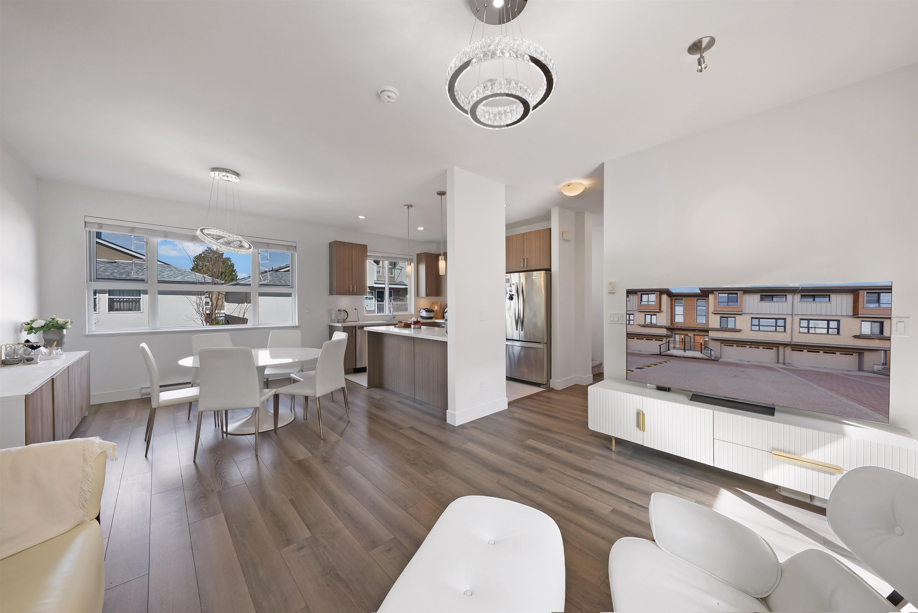 7180 Gilbert Road 10