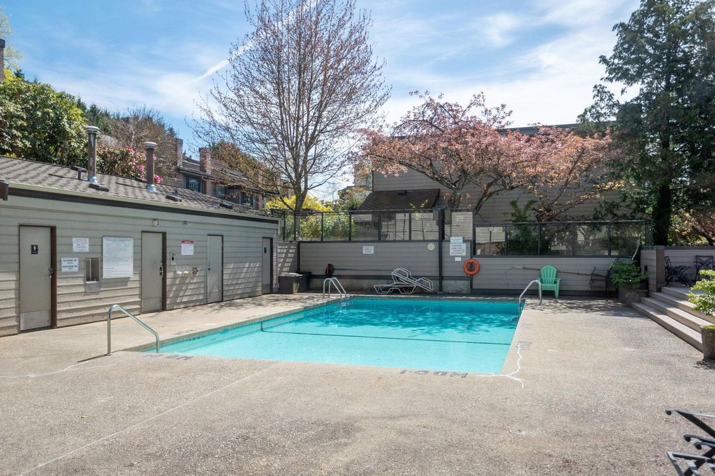 listing image 1101959640244291806