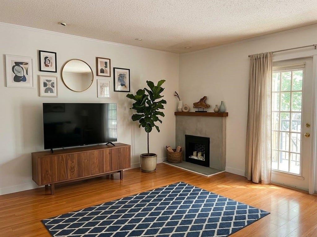 Photo of 10620 150 Street #1207, Surrey, BC V3R 7S1 (MLS # R3173410)