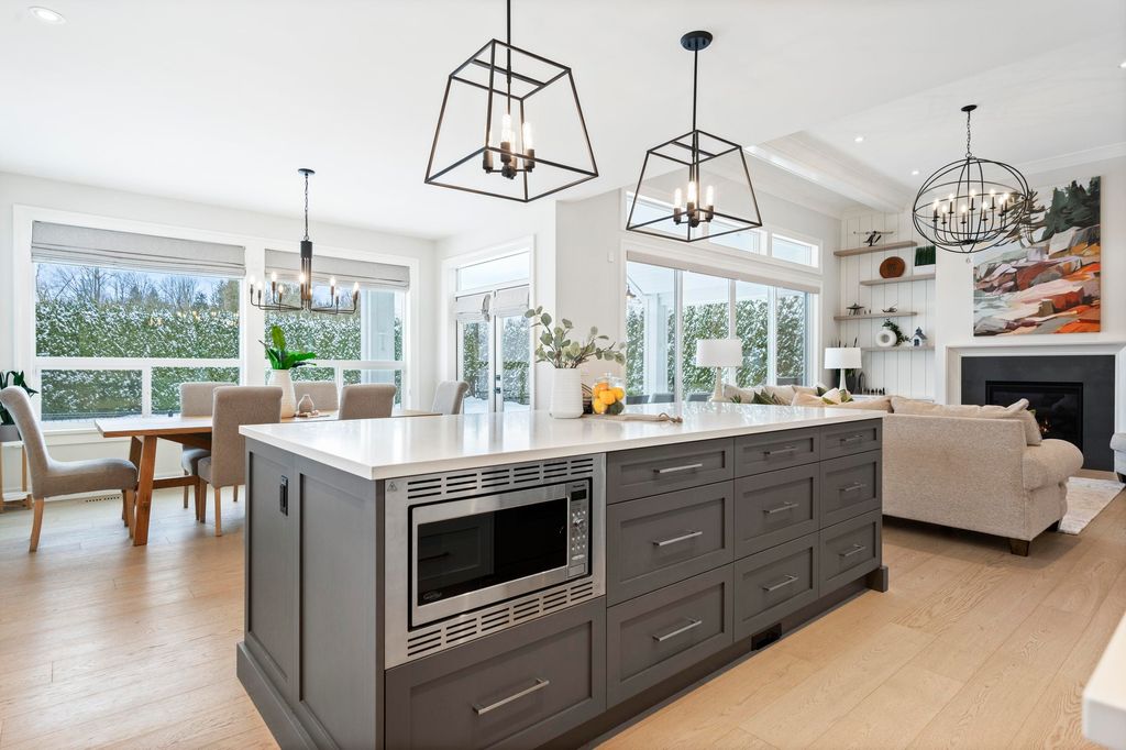 listing image 1104329124387310292