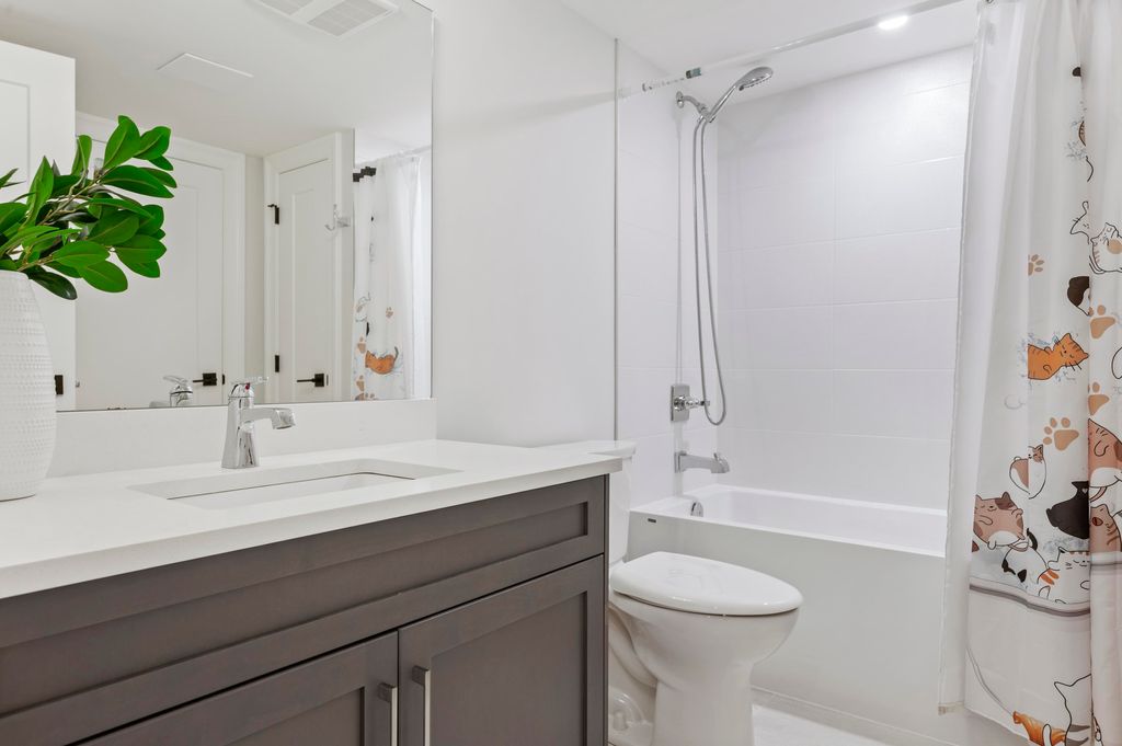 listing image 1102094461633814417