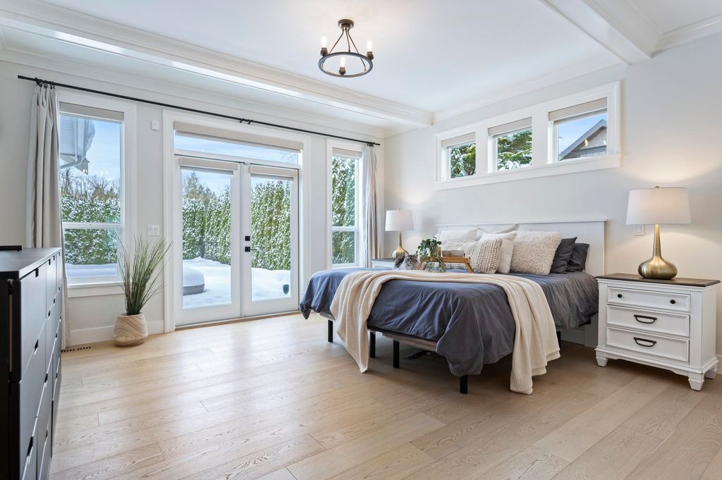 listing image 1102296095968729148