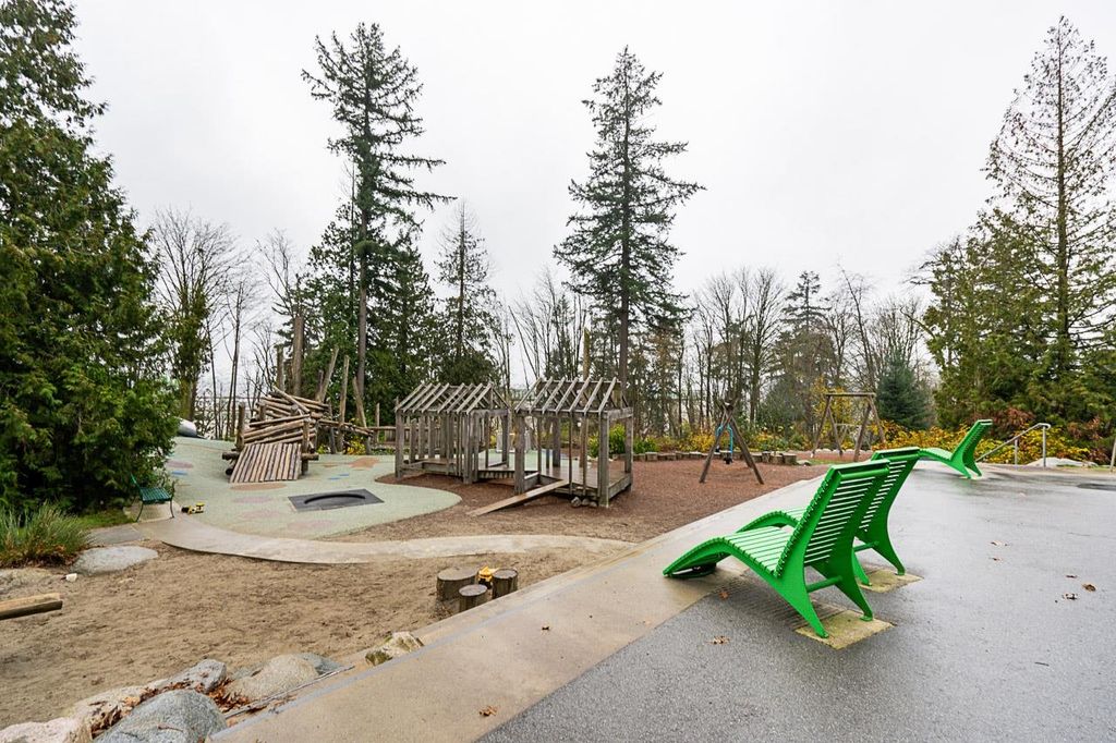 listing image 1108368284653263245