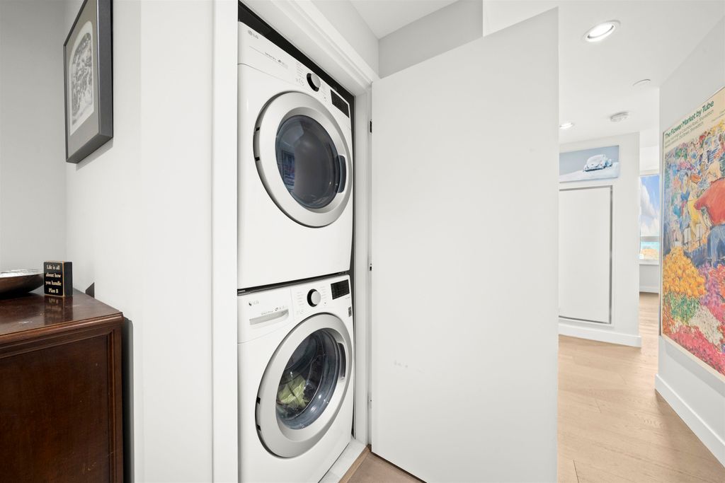 listing image 1105329990305167449