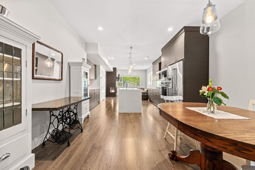 listing image 1107904379174084862