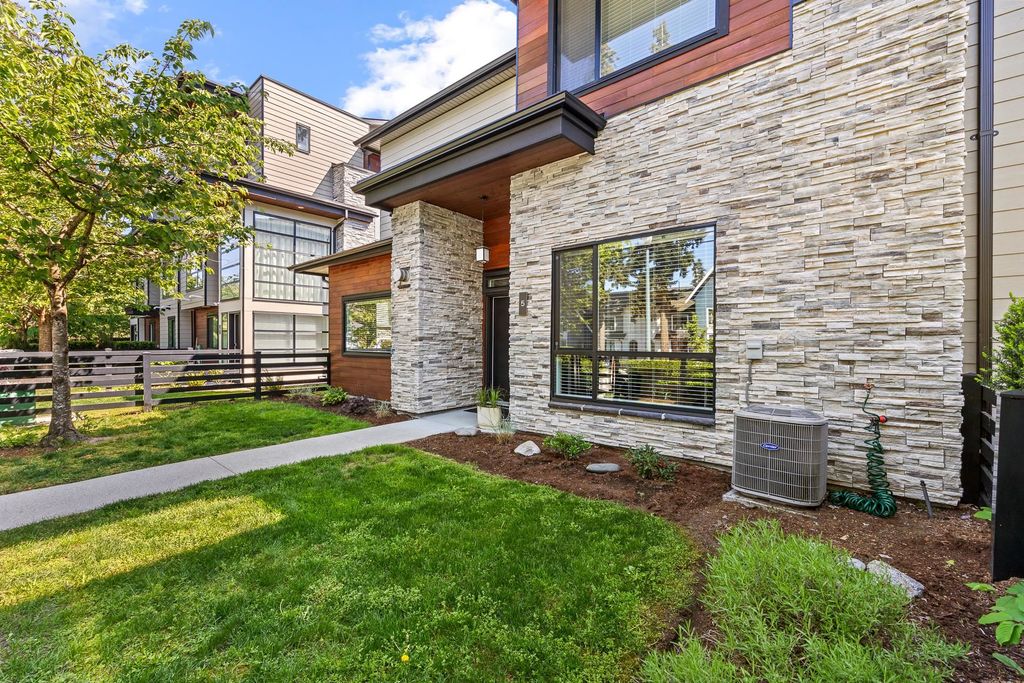 listing image 1107154829292932345
