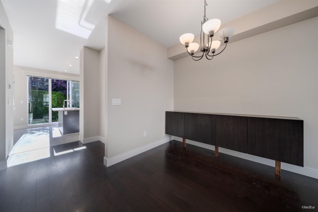 listing image 1104873772349128277
