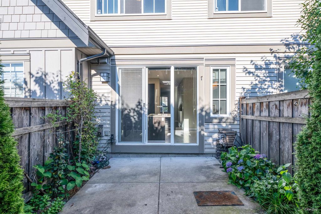 listing image 1100682211483985560