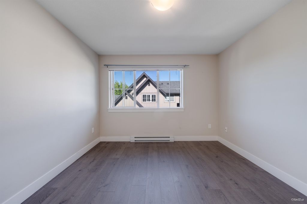 listing image 1108999721085118279