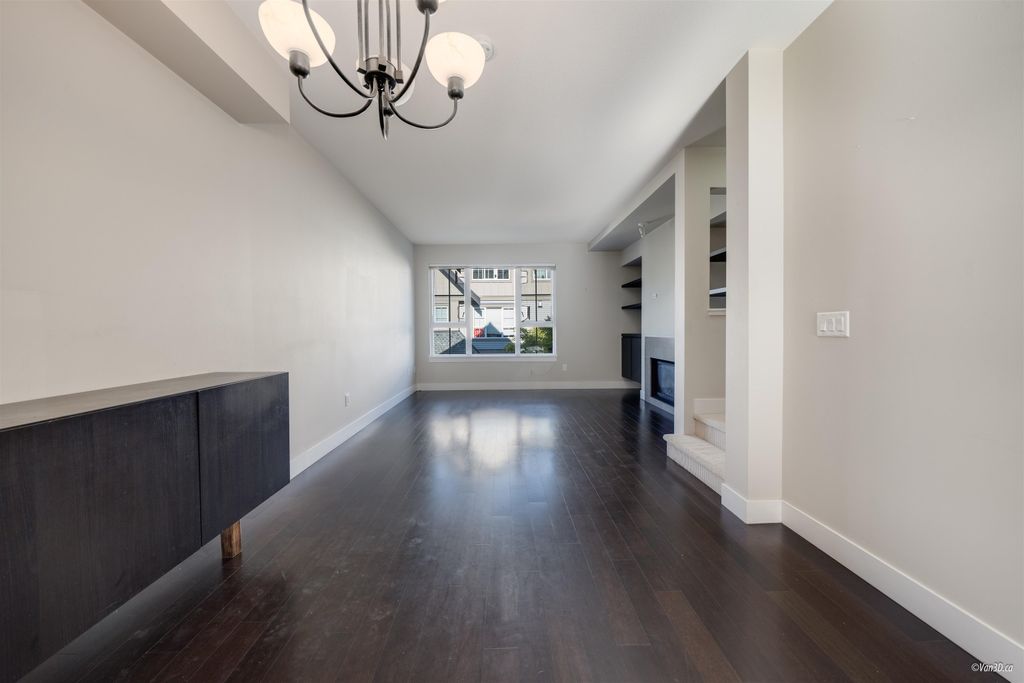 listing image 1105995091755963188