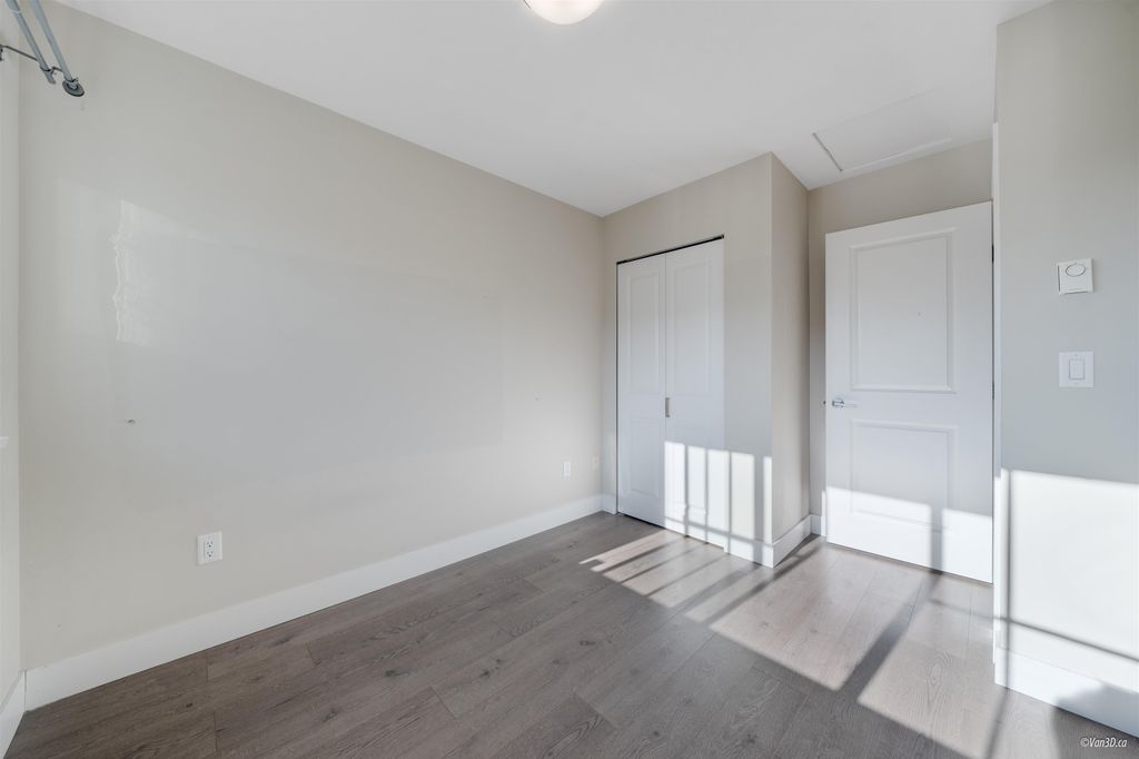 listing image 1106163176753121495