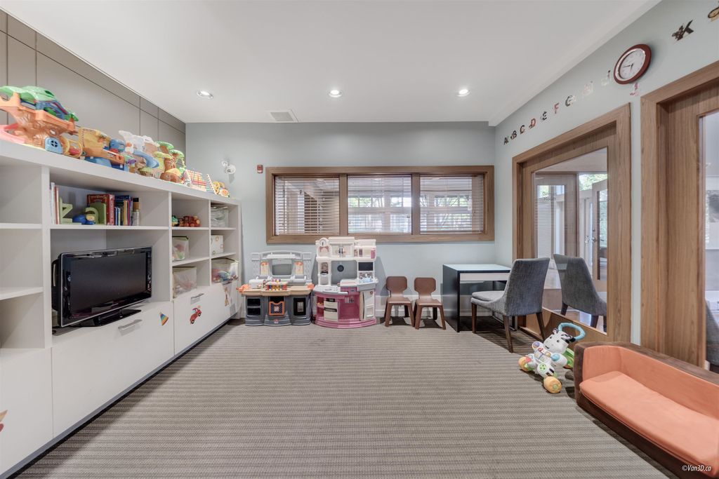 listing image 1100031625758646876