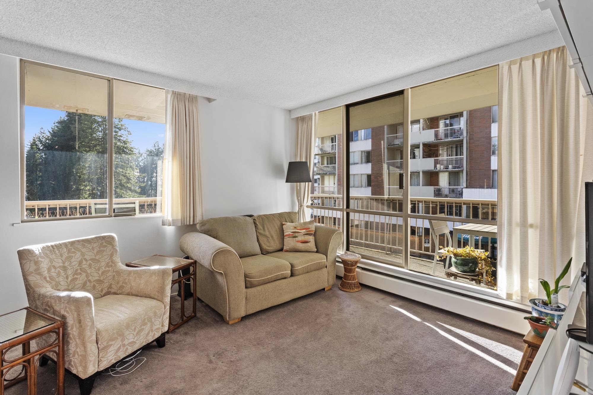 2012 Fullerton Avenue 315