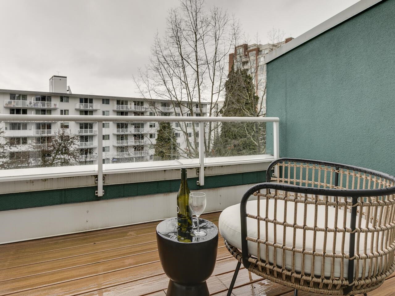 128 W 8th Street 414