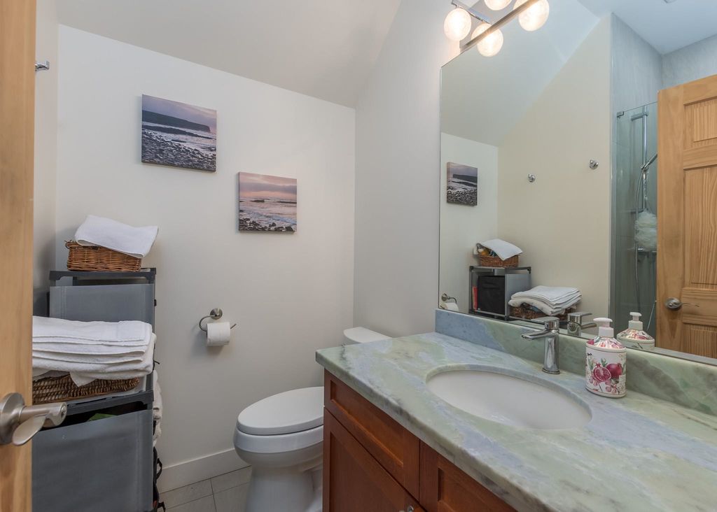 listing image 1105226954507412596