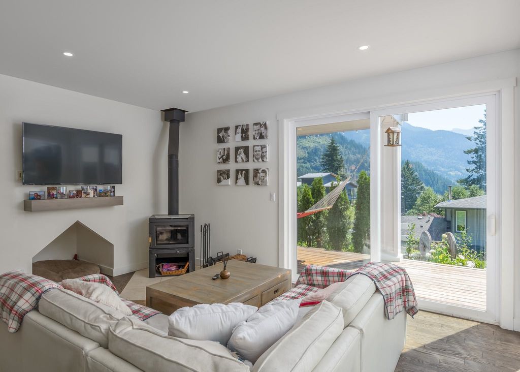 listing image 1108850450643300134