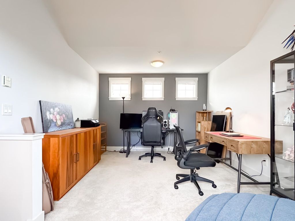 listing image 1108529863442817320