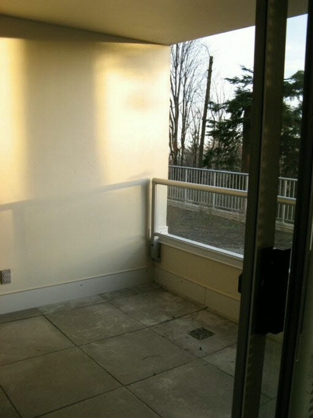 listing image 1103728756884426066