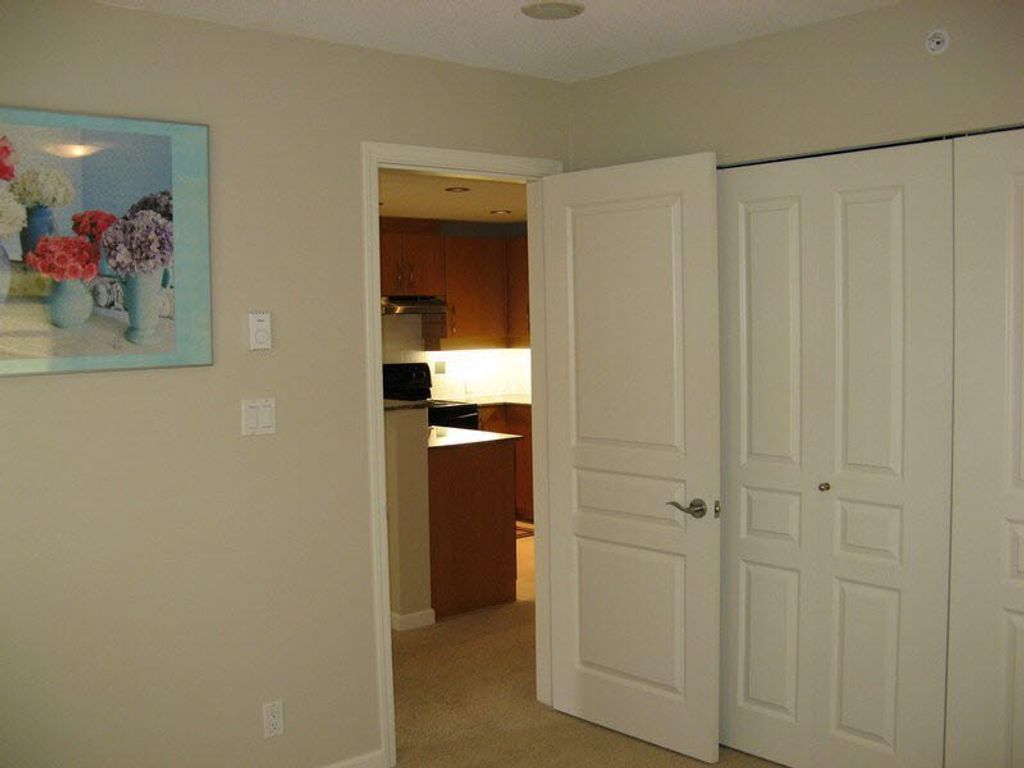 listing image 1106251177811010221