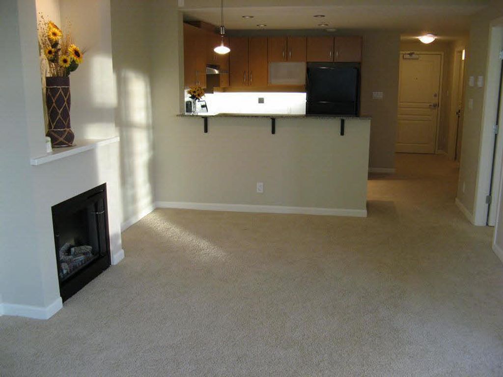 listing image 1107750621765577989