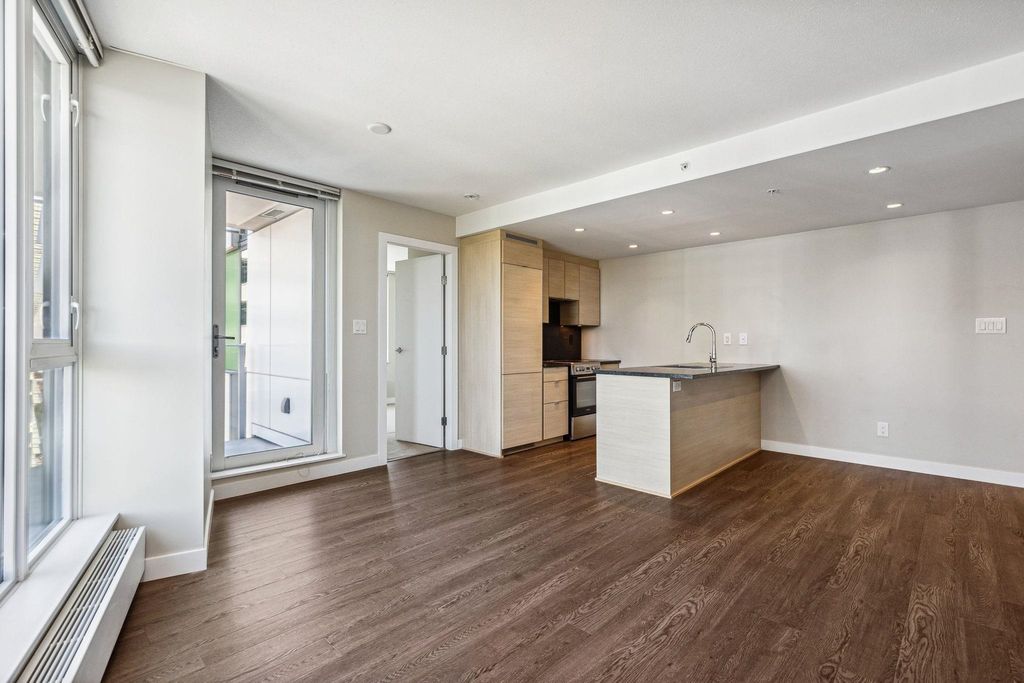 listing image 1104905205990689373