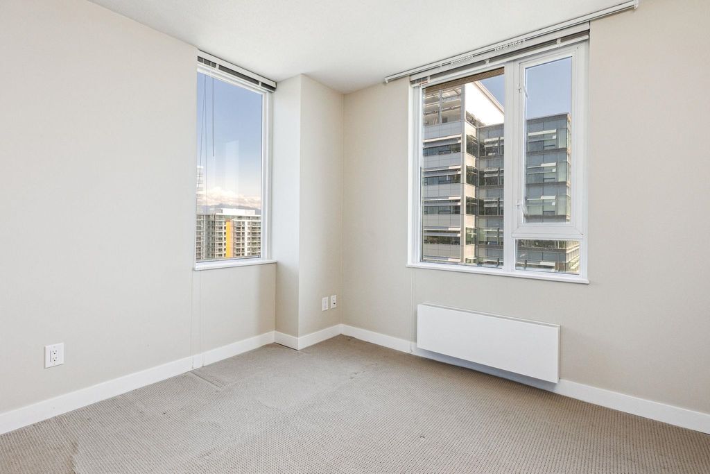 listing image 1104842620583119596