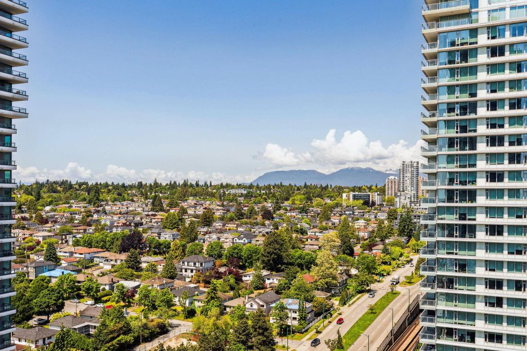 listing image 1101319942689507954