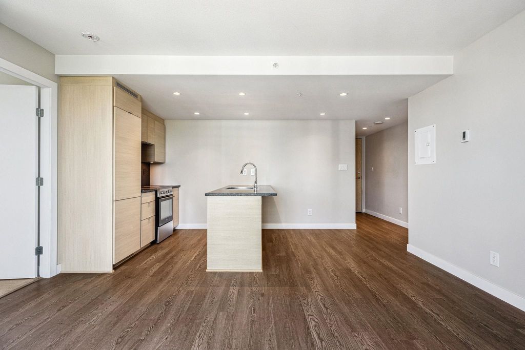 listing image 1101543999955205918