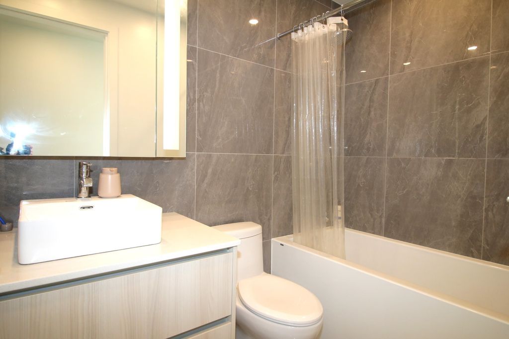 listing image 1107289577467560814