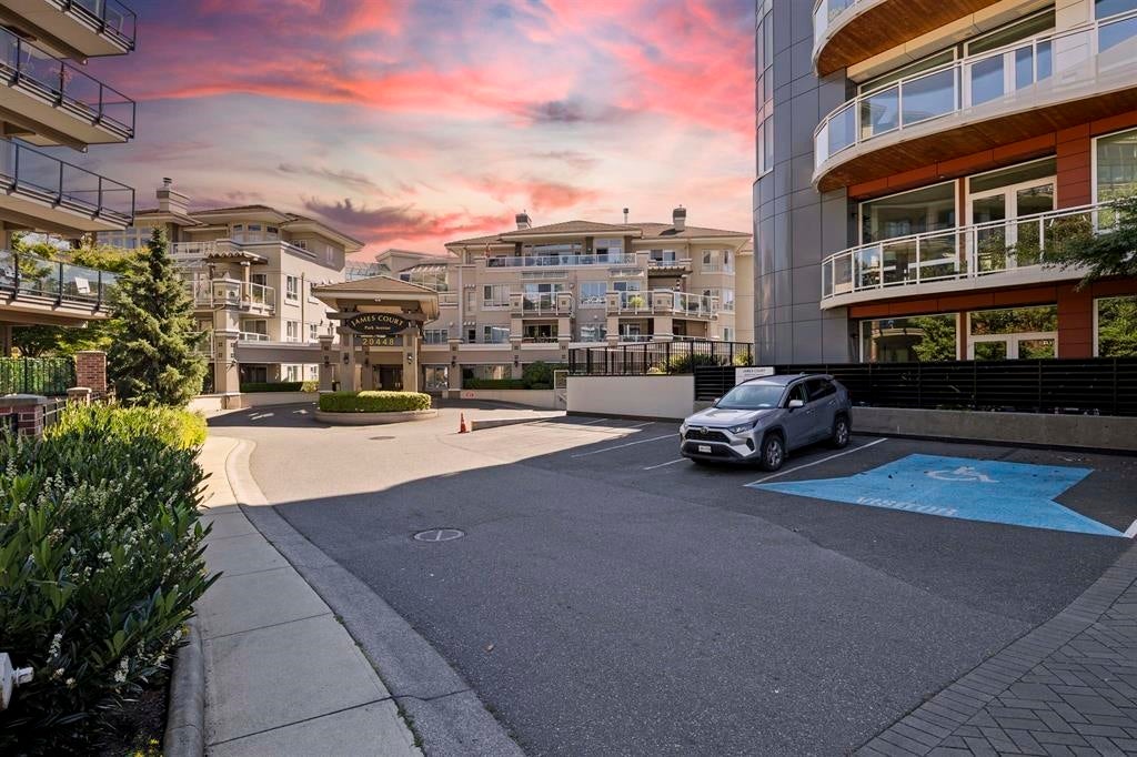 Photo of 20448 Park Avenue #302, Langley, BC V3A 4N3 (MLS # R3170837)
