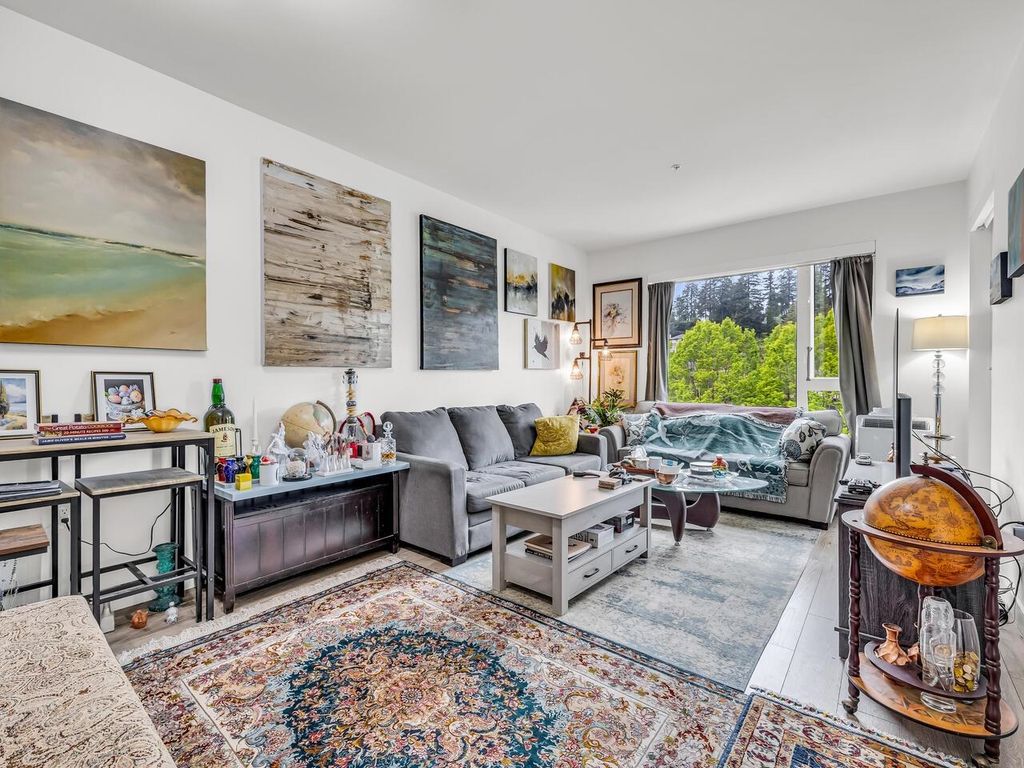 listing image 1100346749351321695