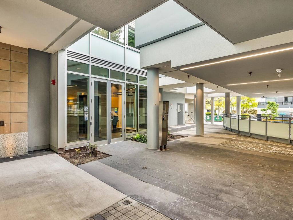listing image 1105817999390962277