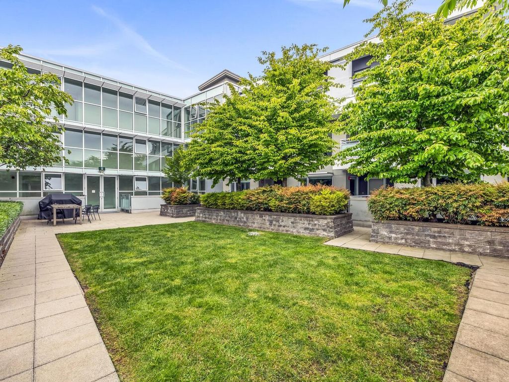 listing image 1105249811959373231