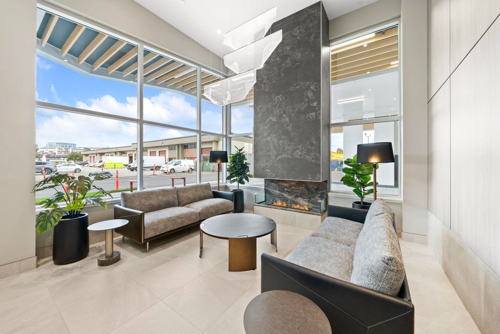 listing image 1100059061215958838