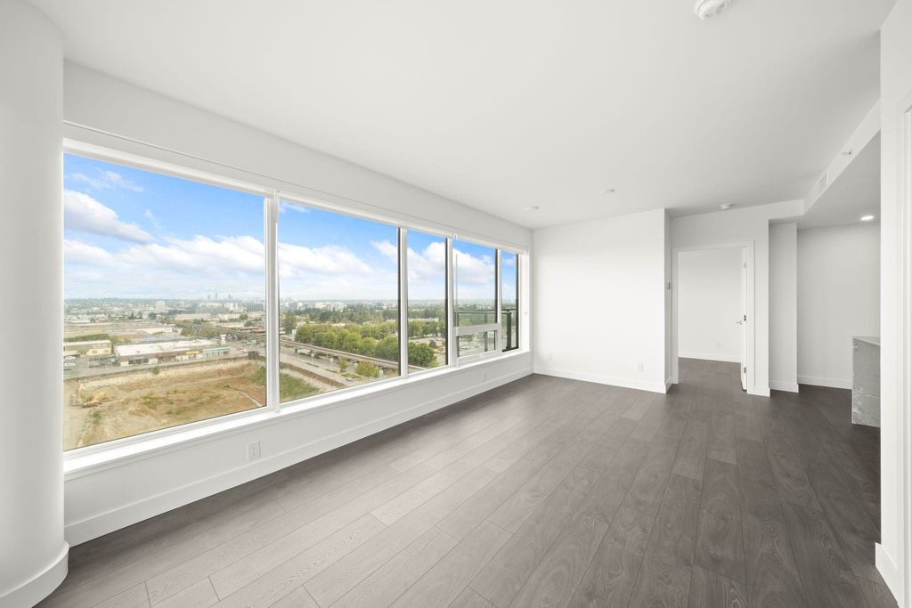 listing image 1100796450254514449