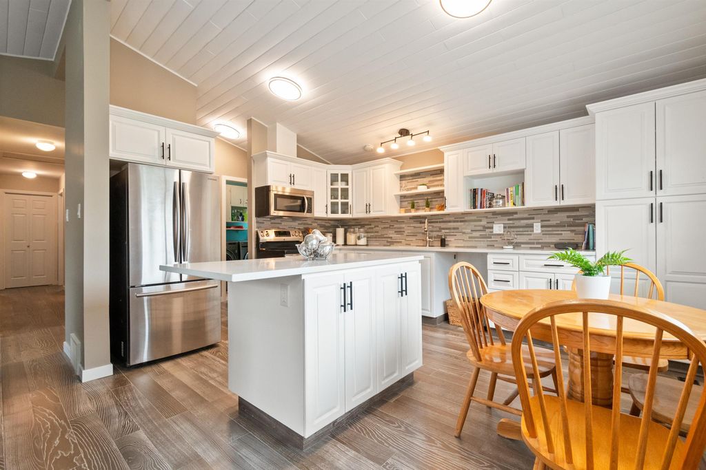 listing image 1107480199368823723