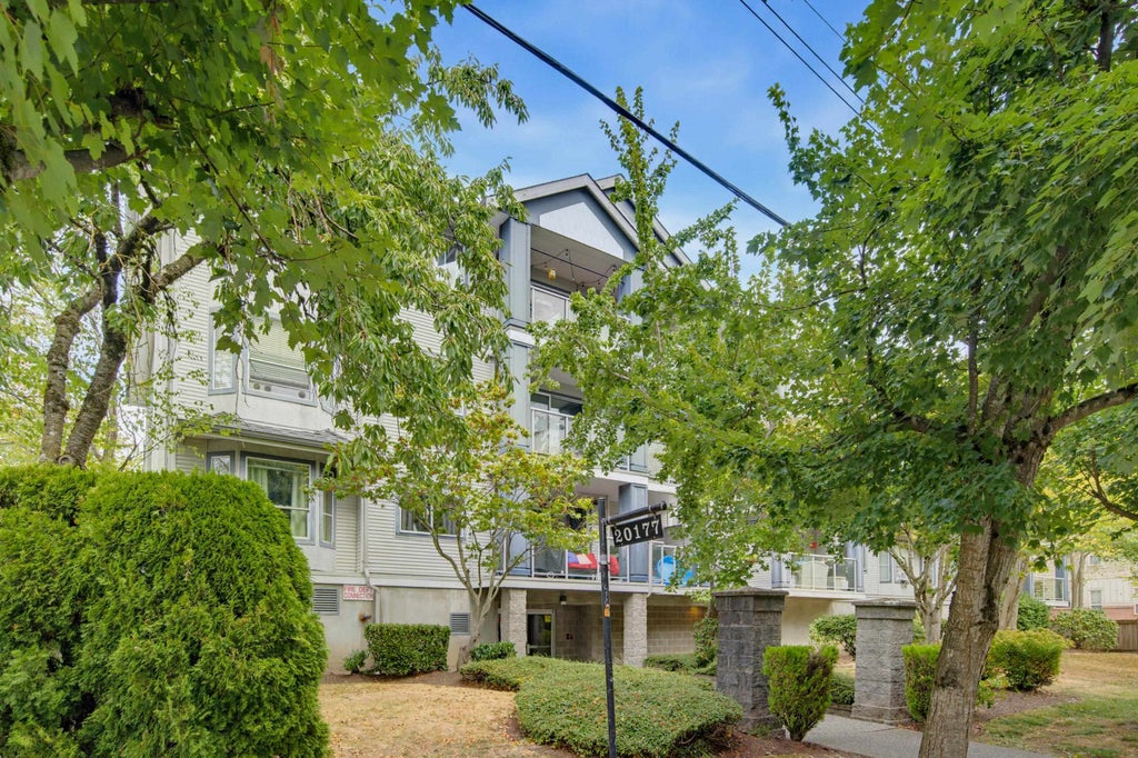 Photo of 20177 54a Avenue #314, Langley, BC V3A 3W6 (MLS # R3163836)