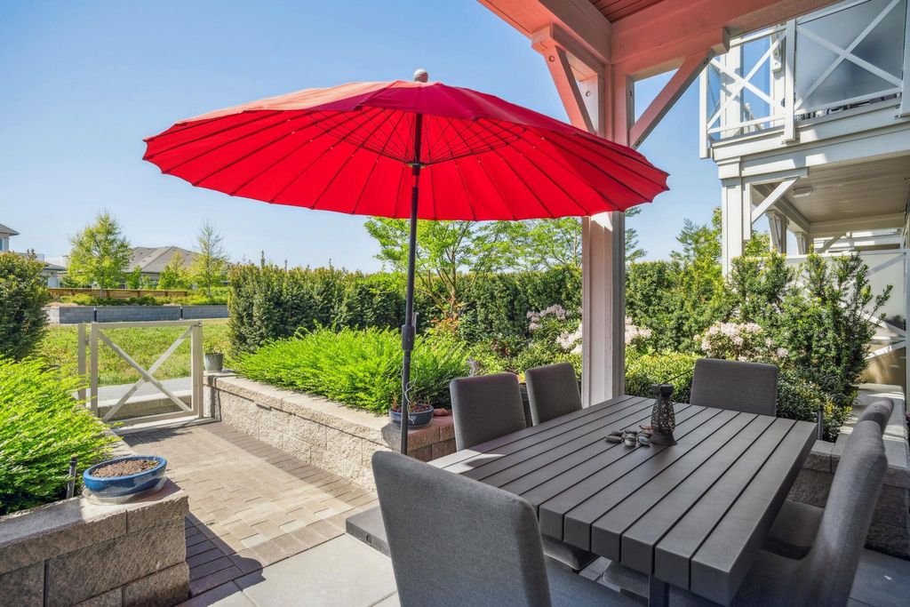 listing image 1104910072464467928