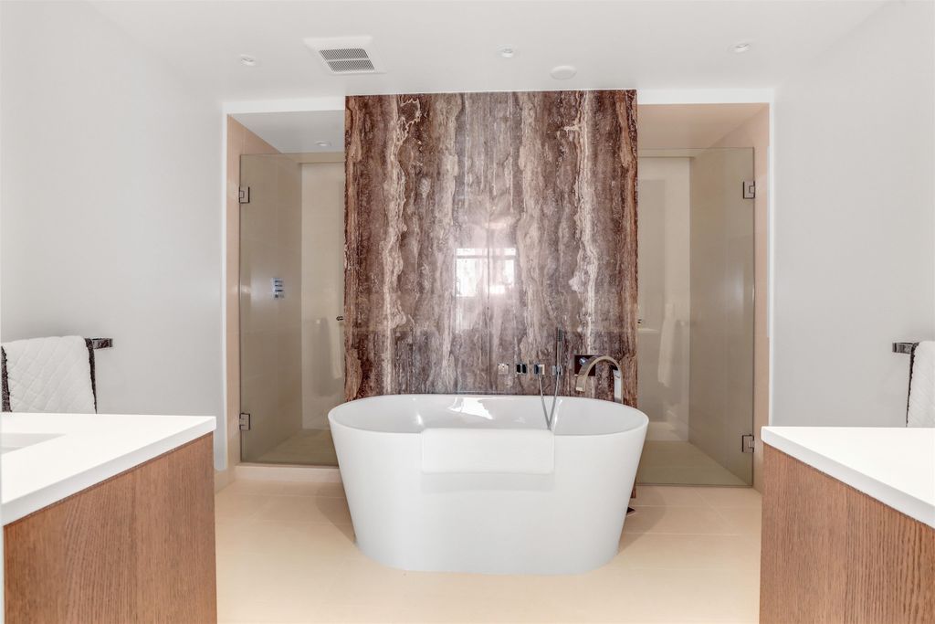 listing image 1101217721760572431