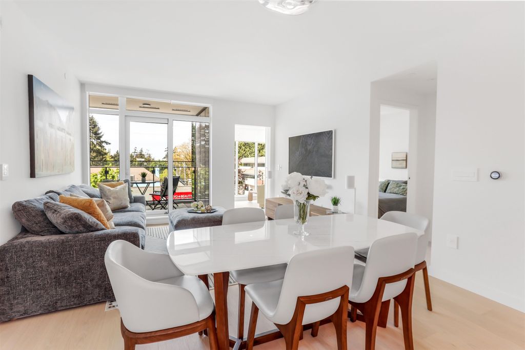 listing image 1106093763647457842