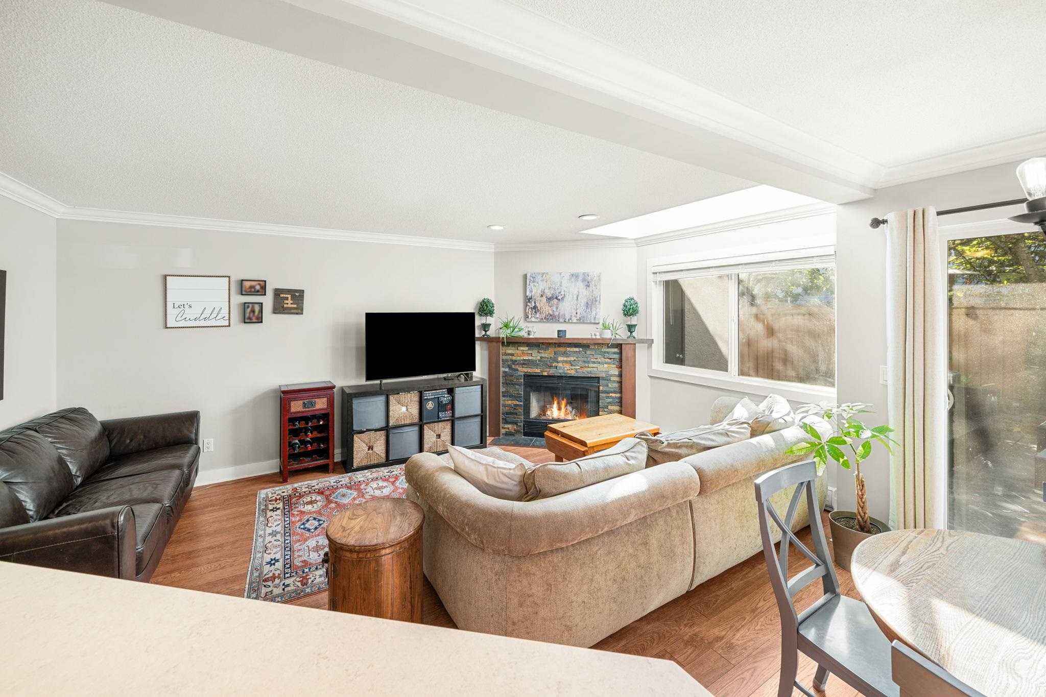 12438 Brunswick Place 1