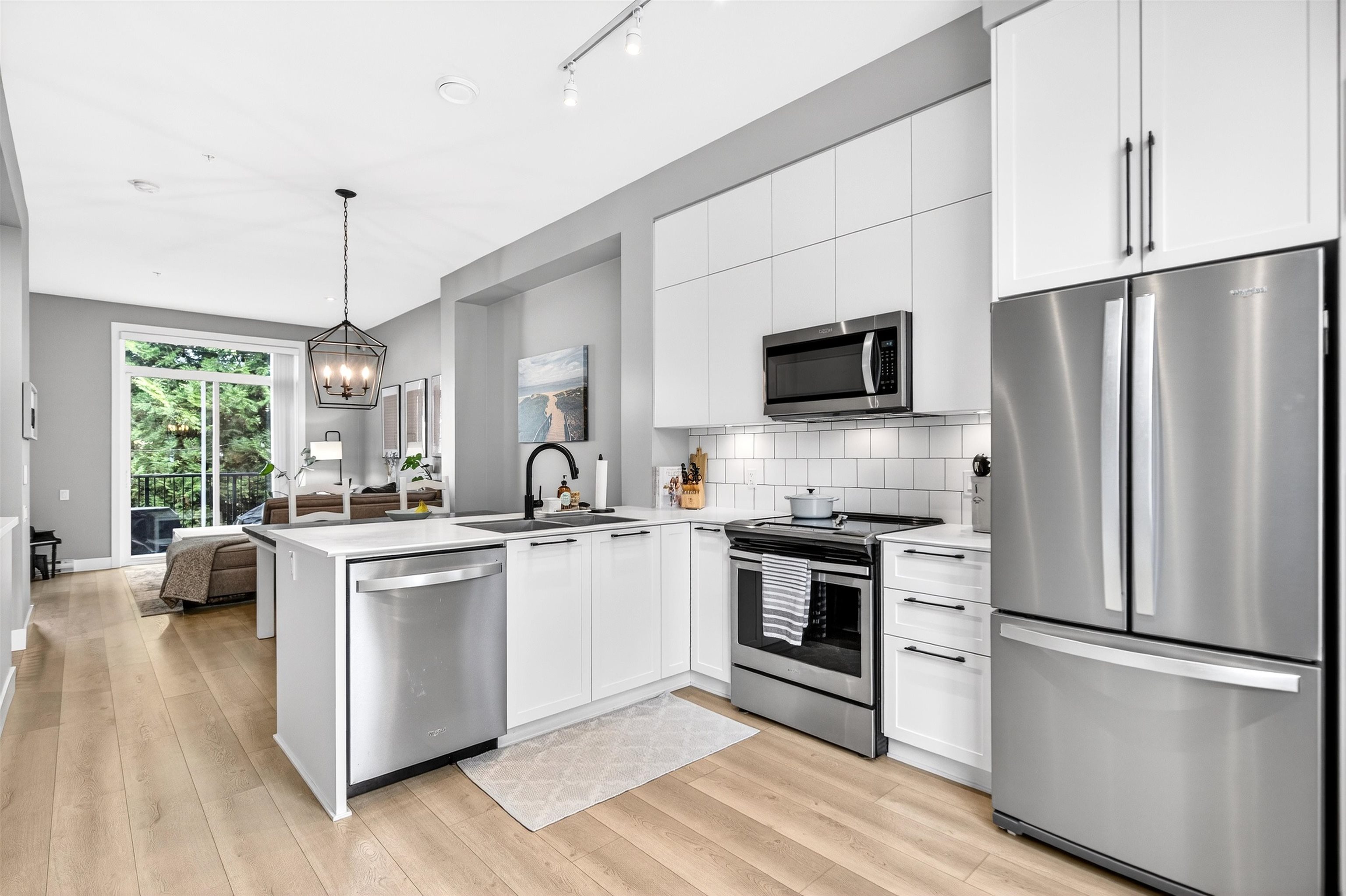 19696 Hammond Road 7