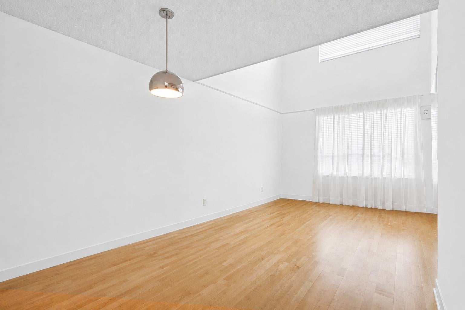 1345 Comox Street 407