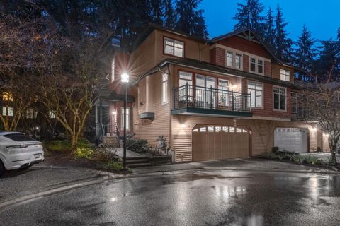 1188 Strathaven Drive North Vancouver BC V7H 2Z6
