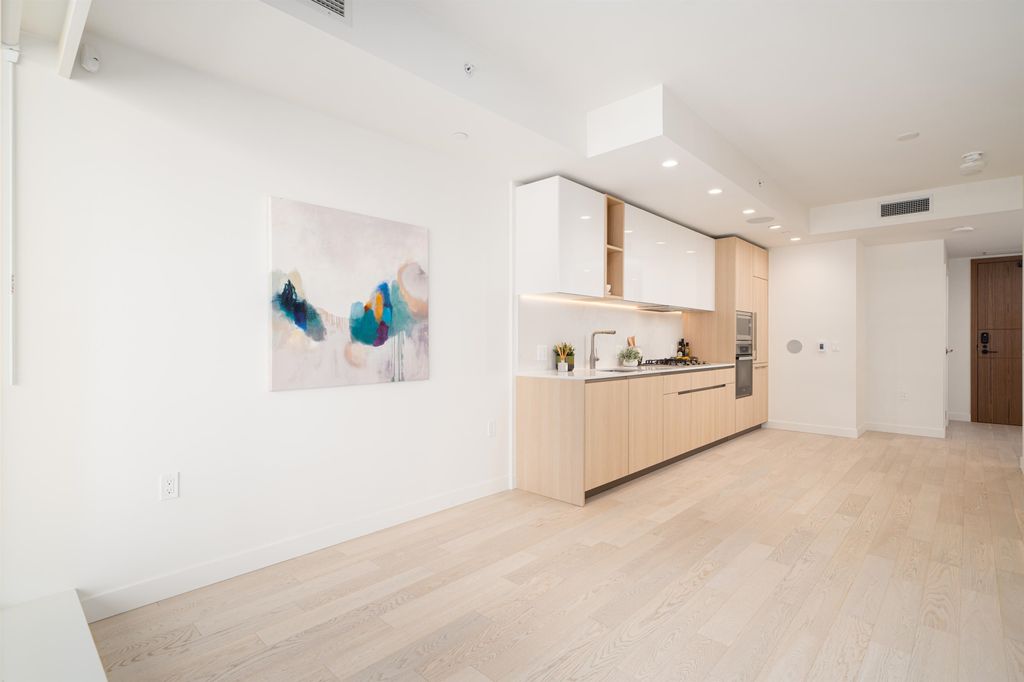 listing image 1106979919324525494